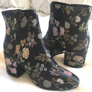 Floral boots